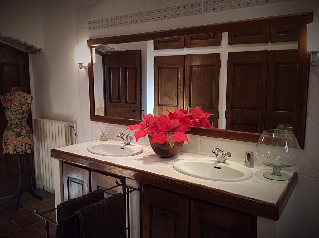 La Maison Disabelle Bed & Breakfast Teyran Ruang foto
